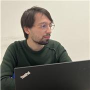 PhD in informatica, assistente al docente da 5 anni, offre lezioni da remoto nei campi di AI, metodi formali, informatica teorica